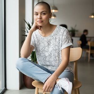 Grateful Dead White Short Sleeve Tee Teddy Bear Pattern NWOT